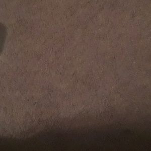 Meet your Posher, Rayven